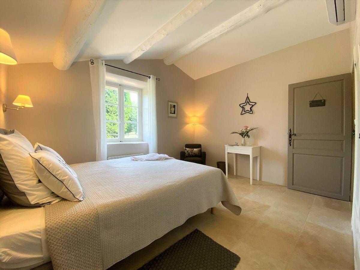 Bed and Breakfast Desir De Provence Sarrians Exterior foto