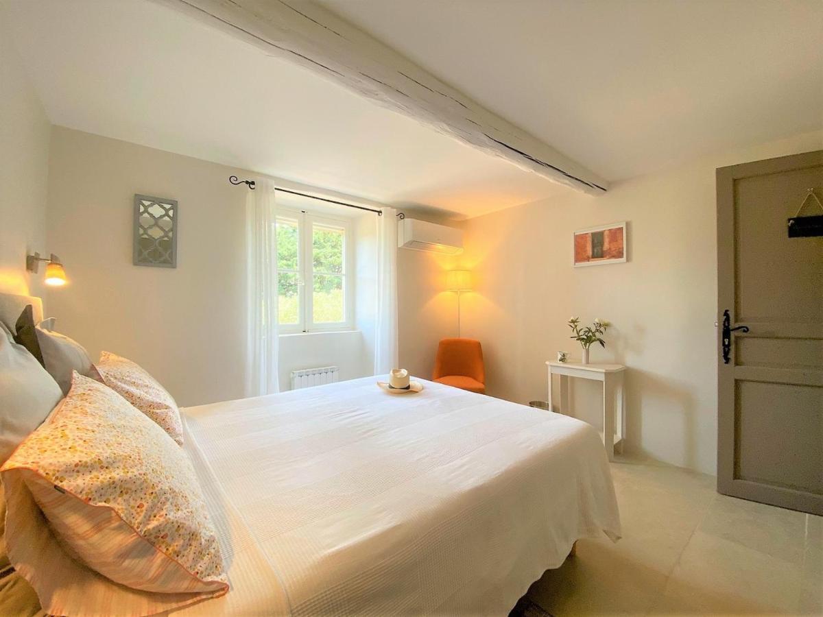 Bed and Breakfast Desir De Provence Sarrians Exterior foto