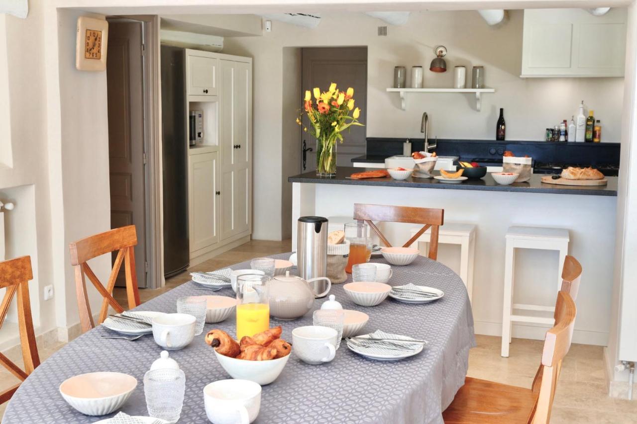 Bed and Breakfast Desir De Provence Sarrians Exterior foto